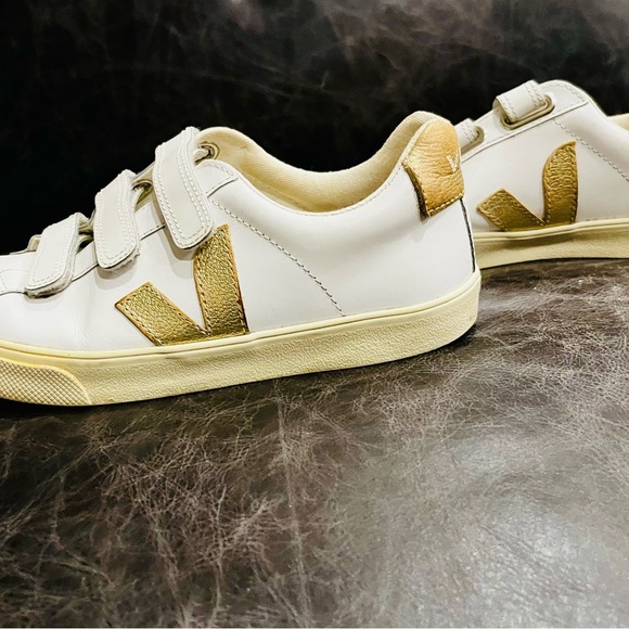 Veja White and Gold Sneakers - Picture 6 of 7